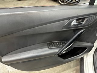 Peugeot 508 2.0 HDI 200 RXH (2015)
