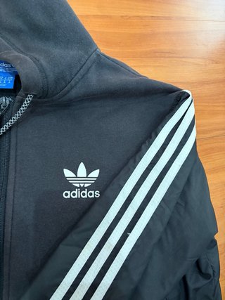 Sudadera Adidas Negra con Cremallera