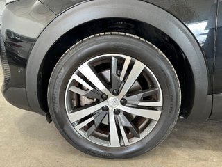Peugeot 3008 1.6 PureTech Hybrid 225 Allure (2023)