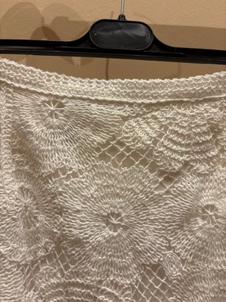 Falda larga Mango blanca crochet