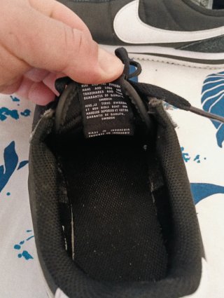 Zapatillas Nike Mujer Negras y Blancas