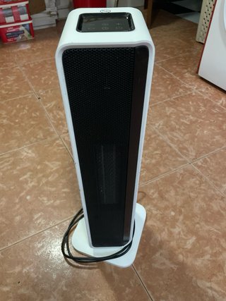 Calentador eléctrico torre blanco