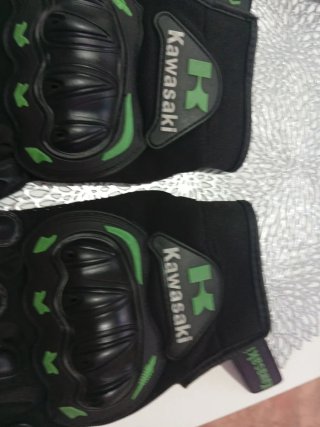 Guantes Moto Kawasaki Negros y Verdes