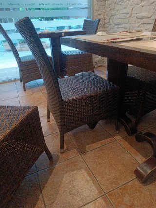 Set de mesa y sillas