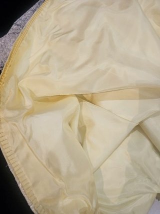 Traje de Fallera Niña brocatel de Vives y Mari