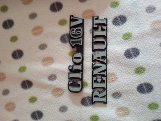 Insignias Renault Clio 16V