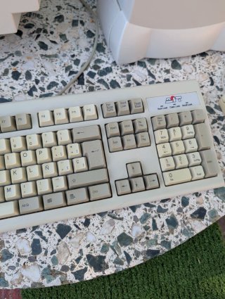 Ordenador PC Antiguo Beige/Blanco