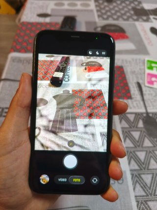 iPhone 11 64GB Negro 74% Batería
