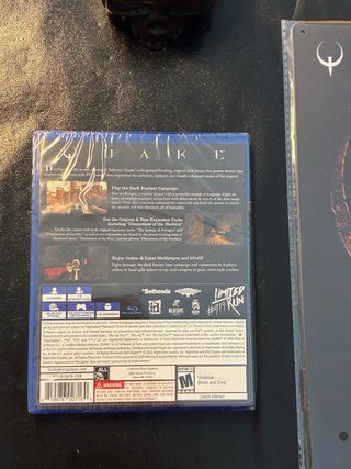 Quake PS4 Limited Run Games + poster alluminio