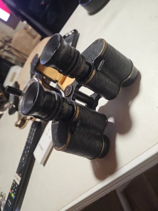 Prismáticos Antiguos Dorados y Negros