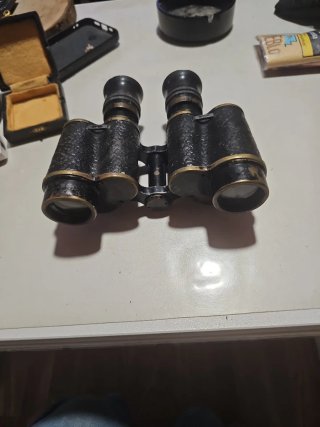 Prismáticos Antiguos Dorados y Negros