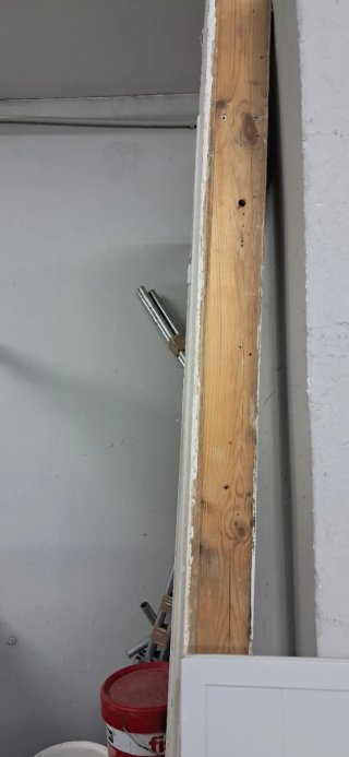 Puerta madera maciza con marco