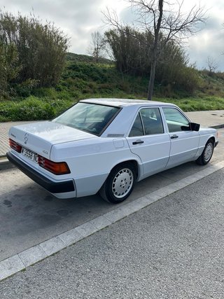 Mercedes-Benz Clase 190 2.5 D
