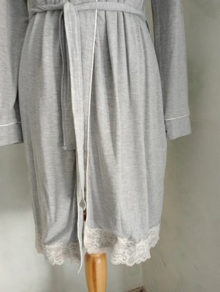Vestaglia Intimissimi con pizzo bianco