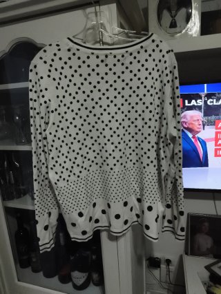 Jersey Cortefiel lunares blanco y negro Talla XL