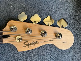 Kit Bajo Eléctrico Fender Squier Affinity P-Bass