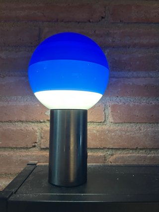 Lámpara Marset Azul y Blanca