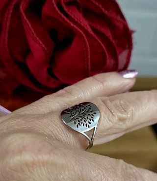 Precioso anillo *Árbol de la Vida*