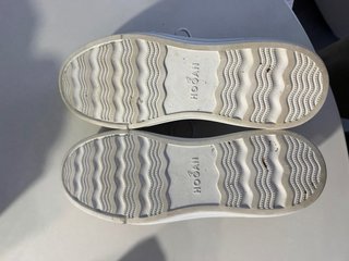 Zapatillas Hogan Hombre Grises y Blancas
