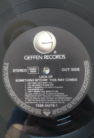 Vinilo Lock Up - Something Bitchin' This Way Comes