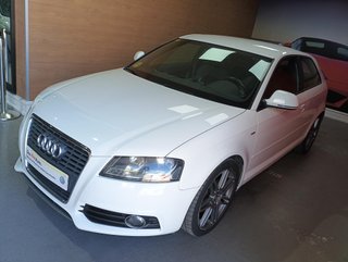 Audi A3 2.0 TDI  DEL AÑO 2009