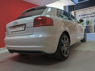 Audi A3 2.0 TDI  DEL AÑO 2009