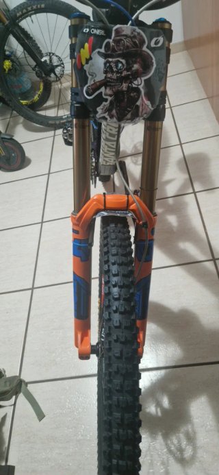 Santa Cruz V10 Bicicleta de descenso