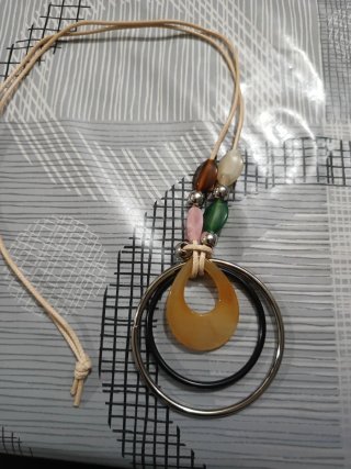 Collar verano con aros y cuentas
