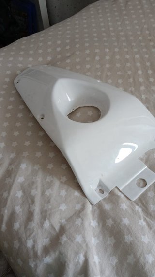 Yamaha Aerox Blanca y Rosa