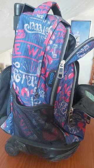 Mochila Totto Ruedas Colegio