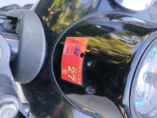Moto UM Renegade Commando 125 Negra