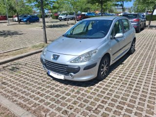 Peugeot 307 año 2007 solo 145000 km etiqueta C