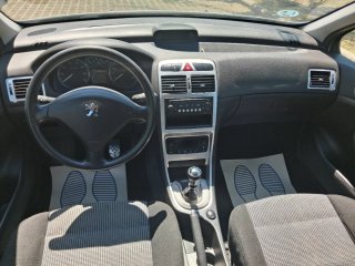 Peugeot 307 año 2007 solo 145000 km etiqueta C