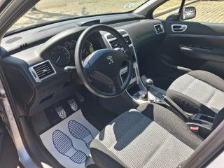 Peugeot 307 año 2007 solo 145000 km etiqueta C