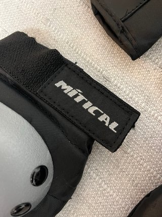 Protecciones MÍTICAL Patines Skate