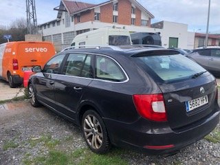 Skoda Superb 2010 combi TDI 2.0 Elegance