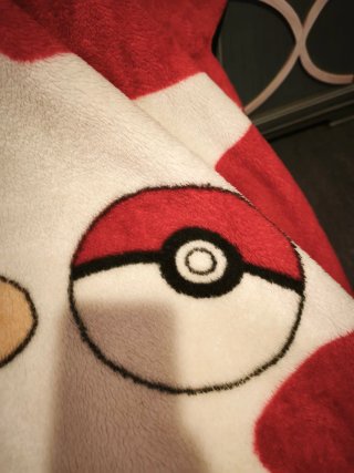 Manta Pokémon Ash y Pikachu de 90cm