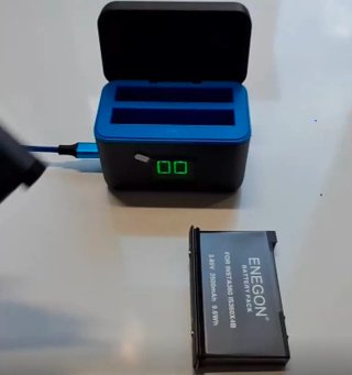 Caricabatterie Enegon per Insta360 IS360X4B