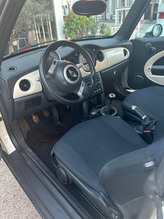 MINI Cabrio 2008