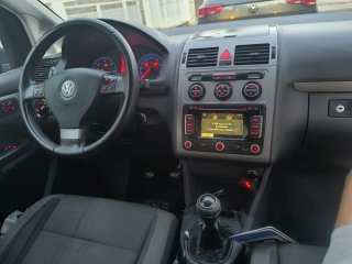 Volkswagen Touran 2010