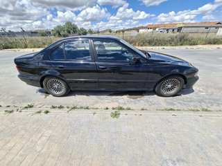 BMW Serie 5 1999 530d e39