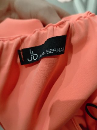 Vestido mandarina mangas abullonadas