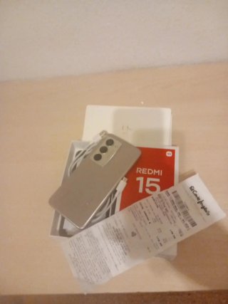 Xiaomi Redmi 15 Plata