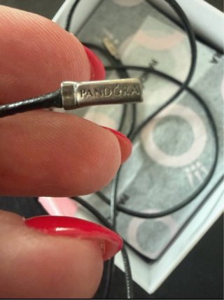 Cordón Pandora Plata y negro auténtico.