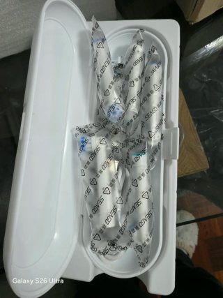 Cepillo Eléctrico Seago Dorado y Blanco