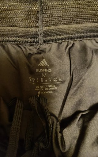Pantalón corto Adidas Run Icons Talla M
