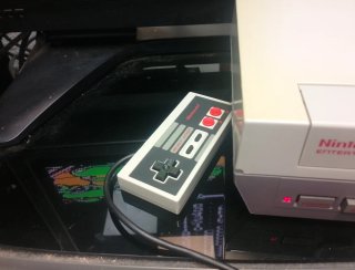 Nintendo NES PAL + mando