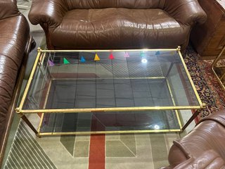 MESA DE CENTRO CON CRISTAL