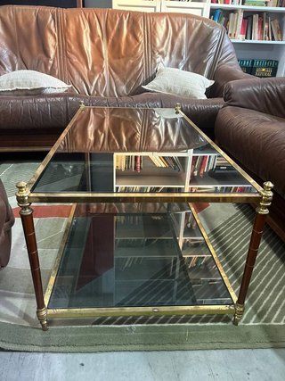 MESA DE CENTRO CON CRISTAL