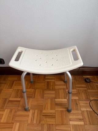 Silla de ducha regulable
